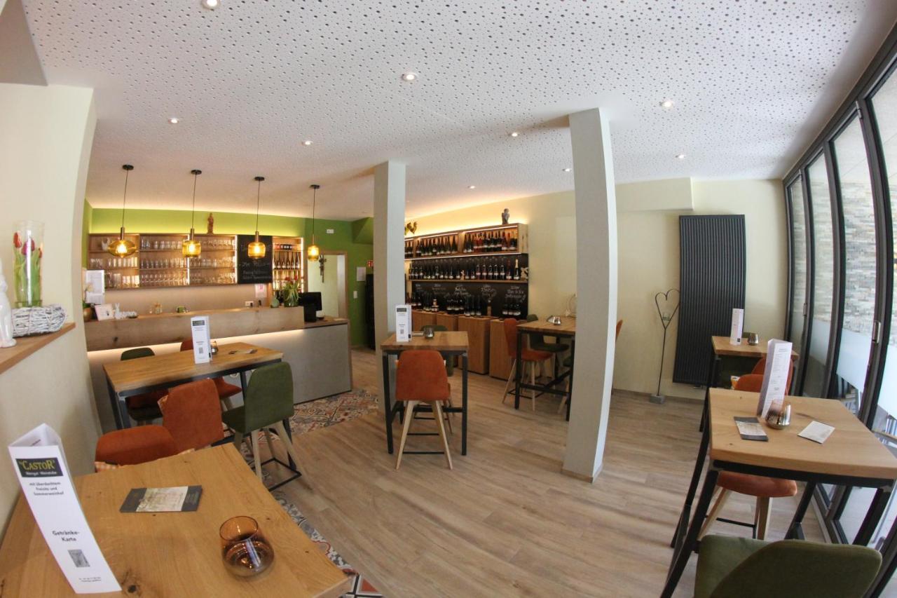 Hotel Weinstube Bycastors Treis-Karden Exterior foto